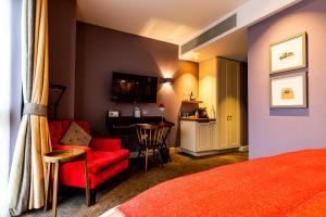 Posezení v ubytování The Alma Hotel