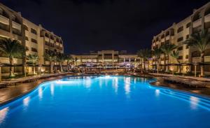 The swimming pool at or close to El Karma Beach Resort & Aqua Park - Hurghada