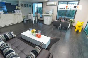 Χώρος καθιστικού στο HOC4 @Play Condo MAYA Nimmand Road Cozy & Relax