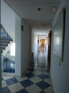 Фотография из галереи Hostal Puerto Genovés в городе Сан-Хосе