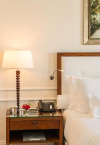 Кровать или кровати в номере Copacabana Palace, A Belmond Hotel, Rio de Janeiro