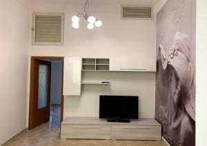 TV a/nebo společenská místnost v ubytování Luxury Sorrento House