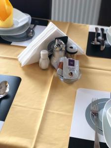 Možnosti raňajok pre hostí v ubytovaní Kristály Apartmanház