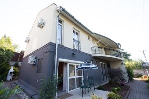 Budova, v ktorej sa apartmán nachádza