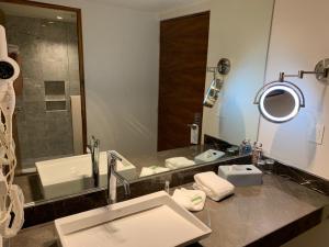 Koupelna v ubytování Hotel Plaza Kokai Cancún