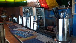 Ο χώρος του lounge ή του μπαρ στο Barracuda Beach Hostel