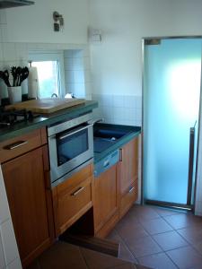 Küche/Küchenzeile in der Unterkunft Wasserturm Cuxhaven