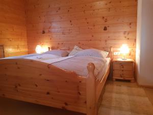 Postel nebo postele na pokoji v ubytování Ferienwohnung Arina