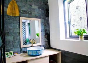 Koupelna v ubytování Xanh Lá Homestay Hội An
