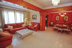 Ein Sitzbereich in der Unterkunft El Ventorrillo - holiday home with stunning views and private pool in Benissa