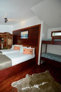 Postel nebo postele na pokoji v ubytování Kalani Hawaii Private Lodging