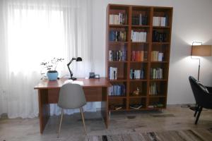 
The library in the apartment
