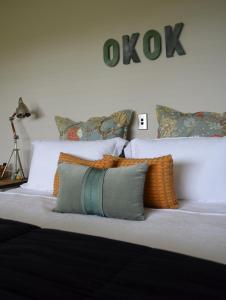 เตียงในห้องที่ Villa Te Soro Bed and breakfast