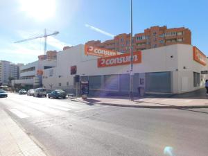 Supermarket alebo iný obchod pri apartmáne alebo v okolí