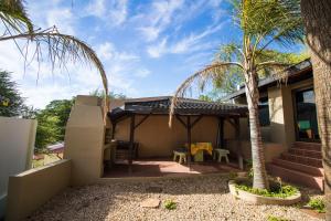 Gallery image of John-Lou's One-bedroom Apartment in Windhoek