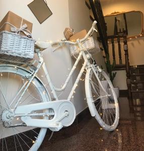 Jízda na kole v ubytování aMarti Suites B&B nebo okolí