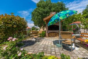 Fotografia z galérie ubytovania Two-Bedroom Apartment Crikvenica 25 v destinácii Crikvenica