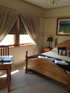 Katil atau katil-katil dalam bilik di Walcha Royal Cafe & Accommodation