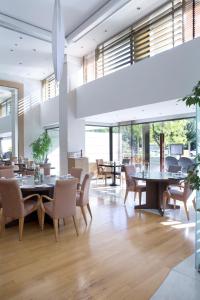Χώρος καθιστικού στο Golden Age Athens Hotel