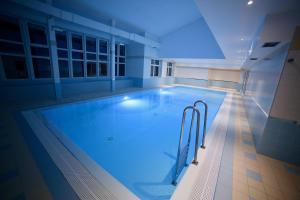 Bazén v ubytování Wellness Apartmán Pec nebo v jeho okolí