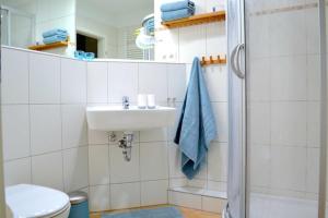 Ein Badezimmer in der Unterkunft Haus Sonnenhof Bansin