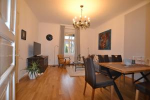 Televisyen dan/atau pusat hiburan di Apartment Graz-Ulrichsbrunn, free parking