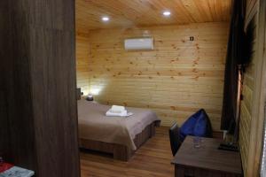 Легло или легла в стая в Oasis Mtskheta