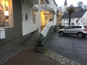 Gallery image of Holsthuset Losji in Grimstad