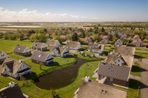 诺德韦克布特恩普拉特斯维特拉弗昂兹酒店的住宅区空中景观