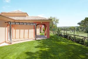 Сад в Ama Islantilla Resort