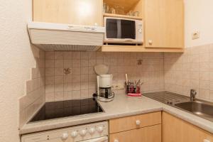 Kuchnia lub aneks kuchenny w obiekcie Haus Saskia