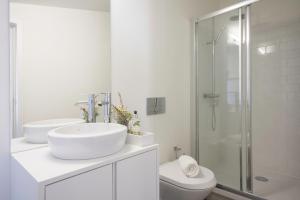 Vonios kambarys apgyvendinimo įstaigoje Oporto Sweet Home V