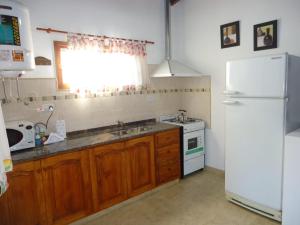 Köök või kööginurk majutusasutuses CABAÑAS "LAS RUEDAS"