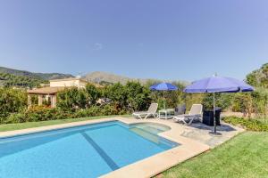The swimming pool at or close to Villa Es Coste Rafal By SunVillas Mallorca