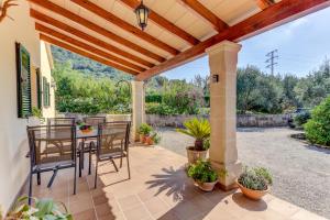 A garden outside Villa Es Coste Rafal By SunVillas Mallorca