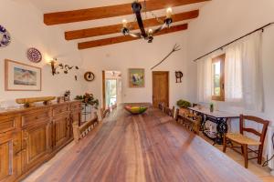 Kép Villa Es Coste Rafal By SunVillas Mallorca szállásáról Pollençában a galériában