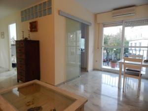 Fotografia z galérie ubytovania Apartamento wifi plaza del caballo v destinácii Jerez de la Frontera