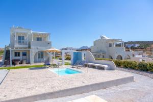 Bazén v ubytovaní Sun and Moon Villas alebo v jeho blízkosti