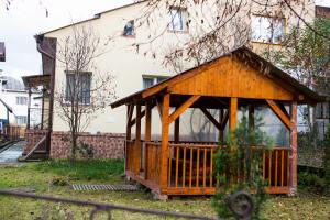 Budova, kde se ubytování v soukromí nachází + 4 fotografie