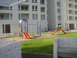 Ο χώρος παιχνιδιού για παιδιά στο Peñuelas excelente vista y ubicacion