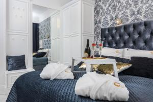 Posteľ alebo postele v izbe v ubytovaní Golden Fish - New Apartment - Old Town