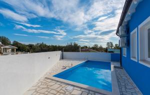 Bazén v ubytování Blue Holiday House with Private Pool nebo v jeho okolí