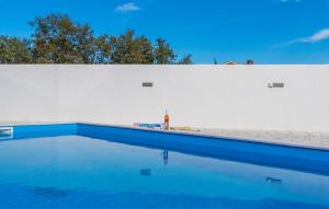 Bazén v ubytování Blue Holiday House with Private Pool nebo v jeho okolí