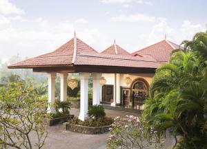 Taj Bentota Resort & Spa 야외 정원