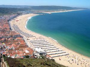 Gallery image of DUPLEX in Nazaré