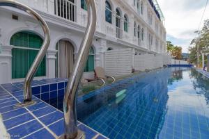 Imagen de la galería de Modern Living Hotel, en Patong Beach