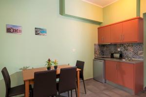 Kuchyňa alebo kuchynka v ubytovaní Hotel Pegasus-Adult Friendly