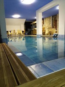 The swimming pool at or close to Villa Betta