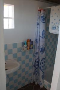 A bathroom at Silves Historical House