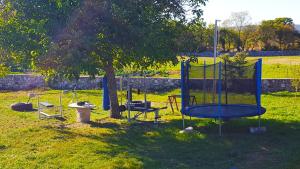 Herní místnost nebo prostor pro děti v ubytování Holiday Home Marko with football field